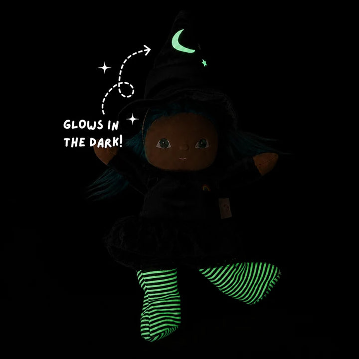 Dinky Dinkum Winnie Witch