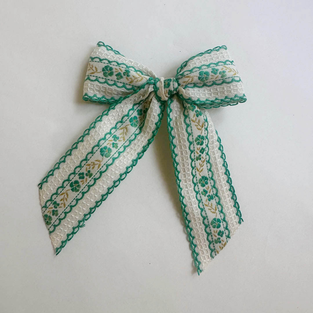 Sailor Bow - Green Scalloped Floral Clip