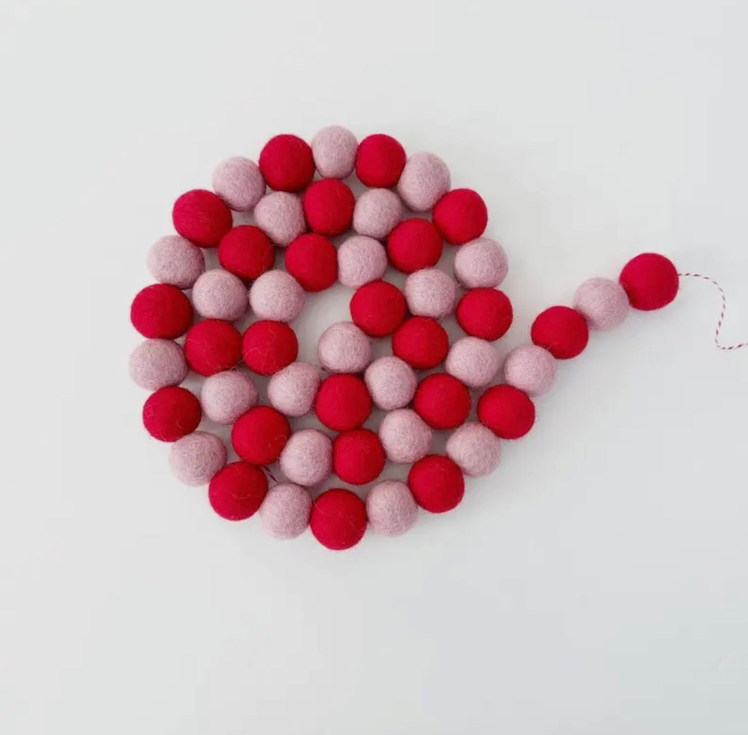 Garland - Valentine Felt Balls