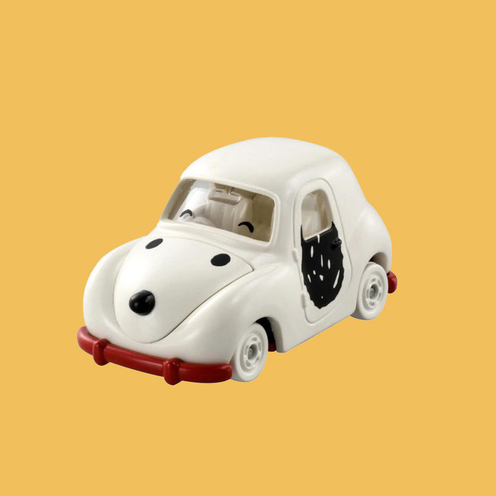 Classic Heirloom Car- Dream Tomica Snoopy Car II