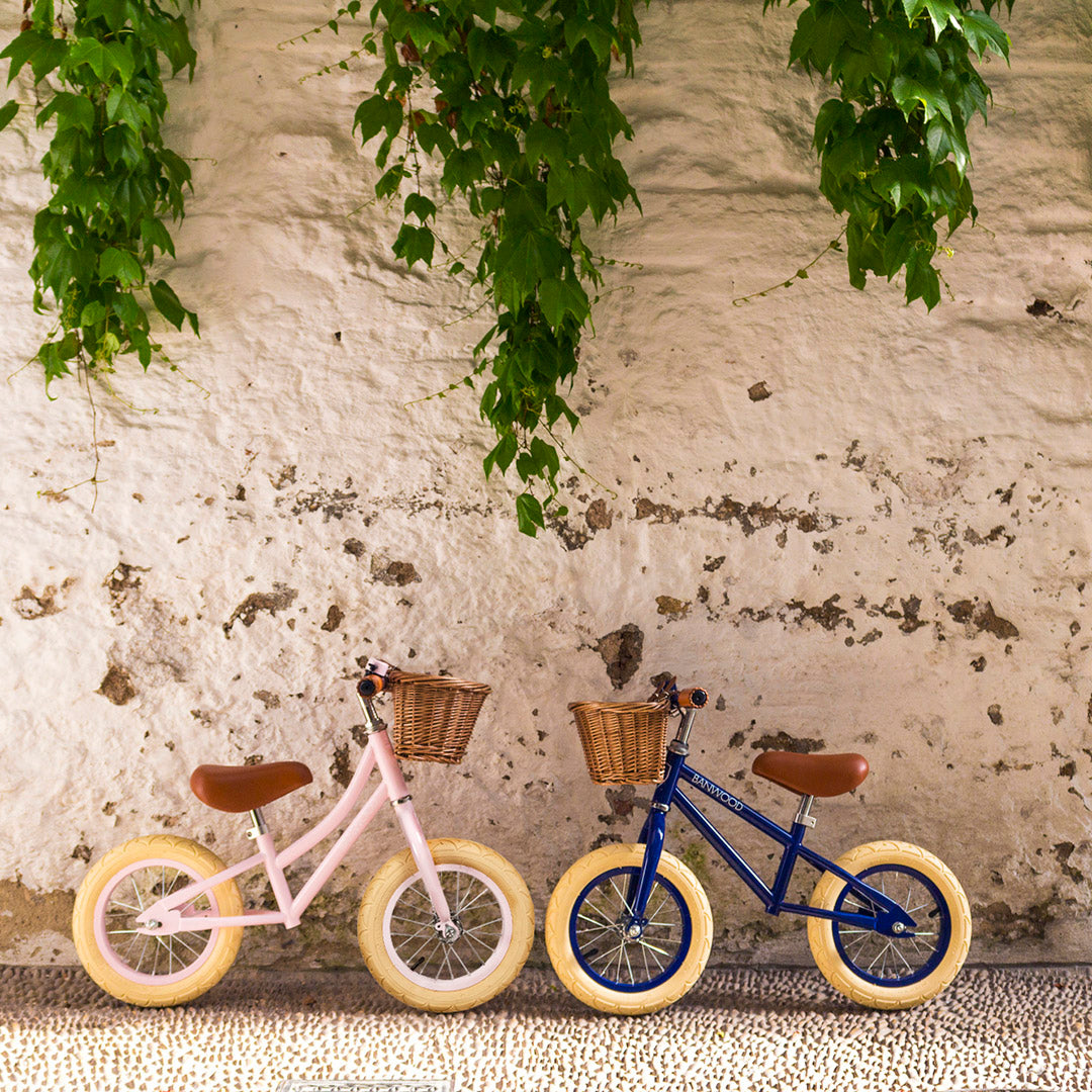 NEW Banwood Balance Bike - Available in Many Colors!