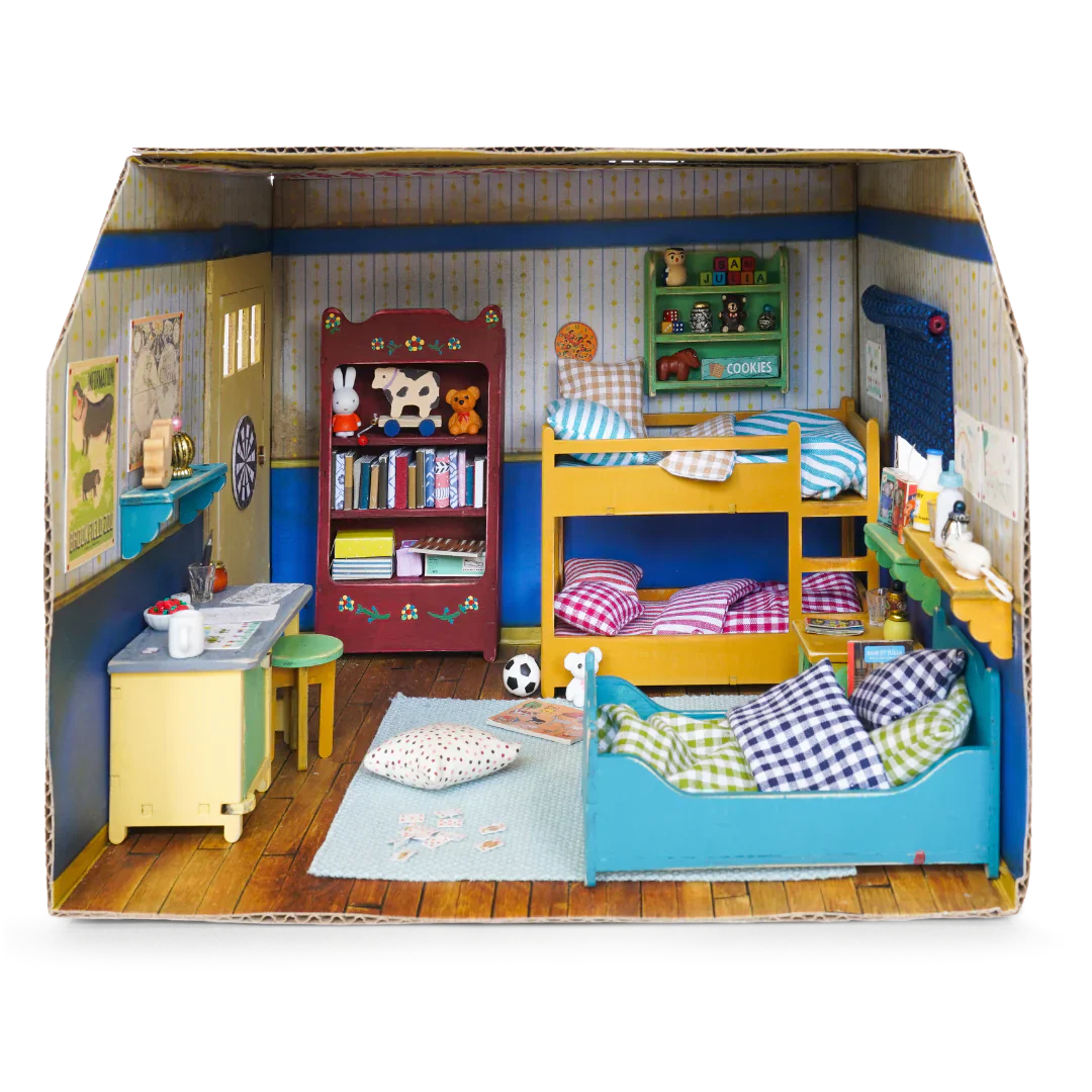 Mouse Mansion Playhouse DIY- Cardboard Kid's Bedroom