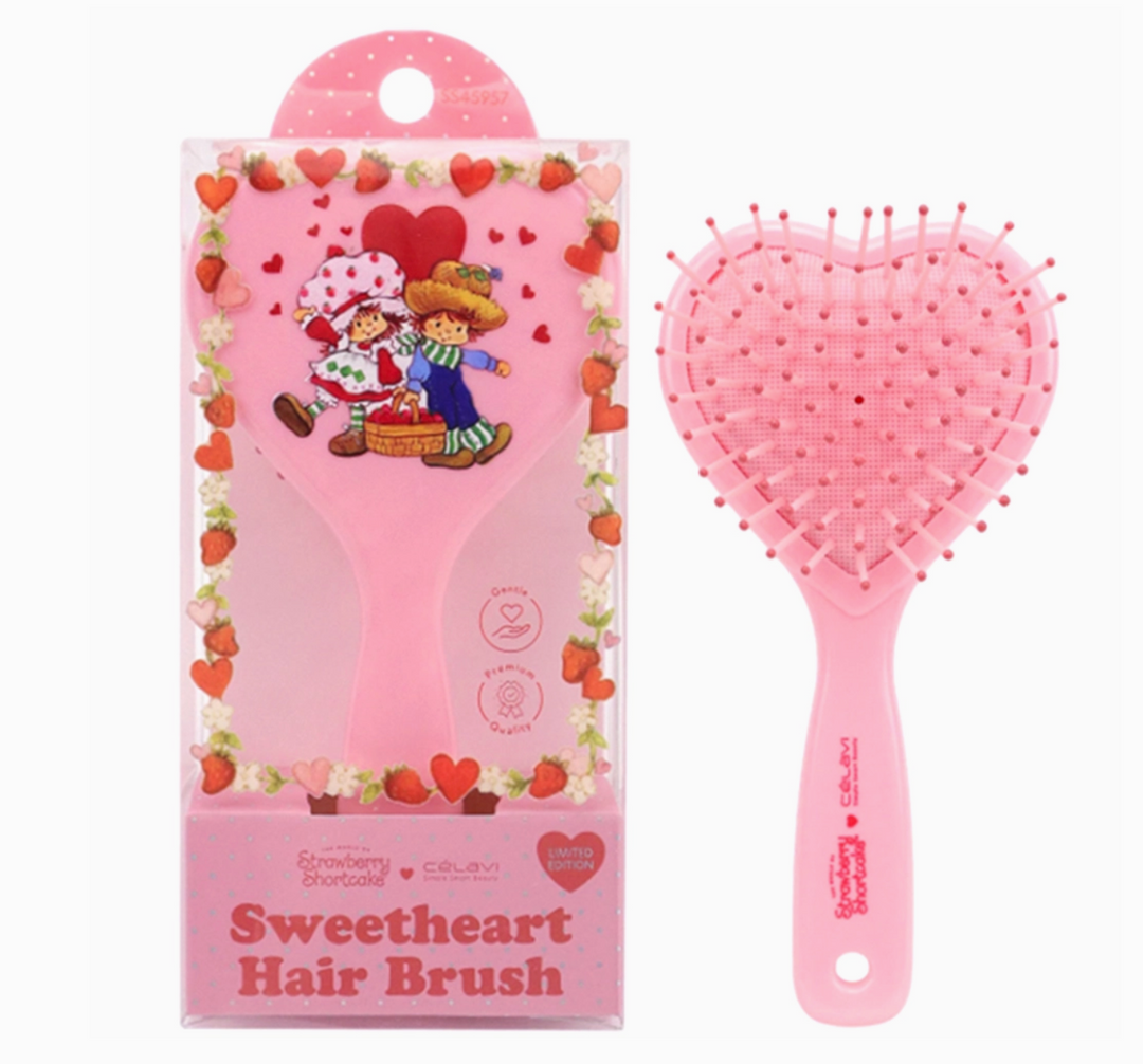 NEW Strawberry Shortcake Heart Hairbrush