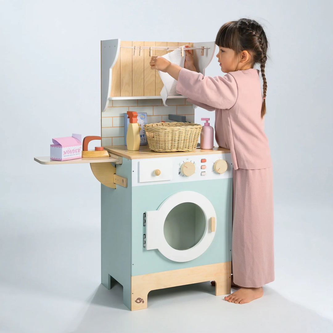 Wooden Laundrette Set
