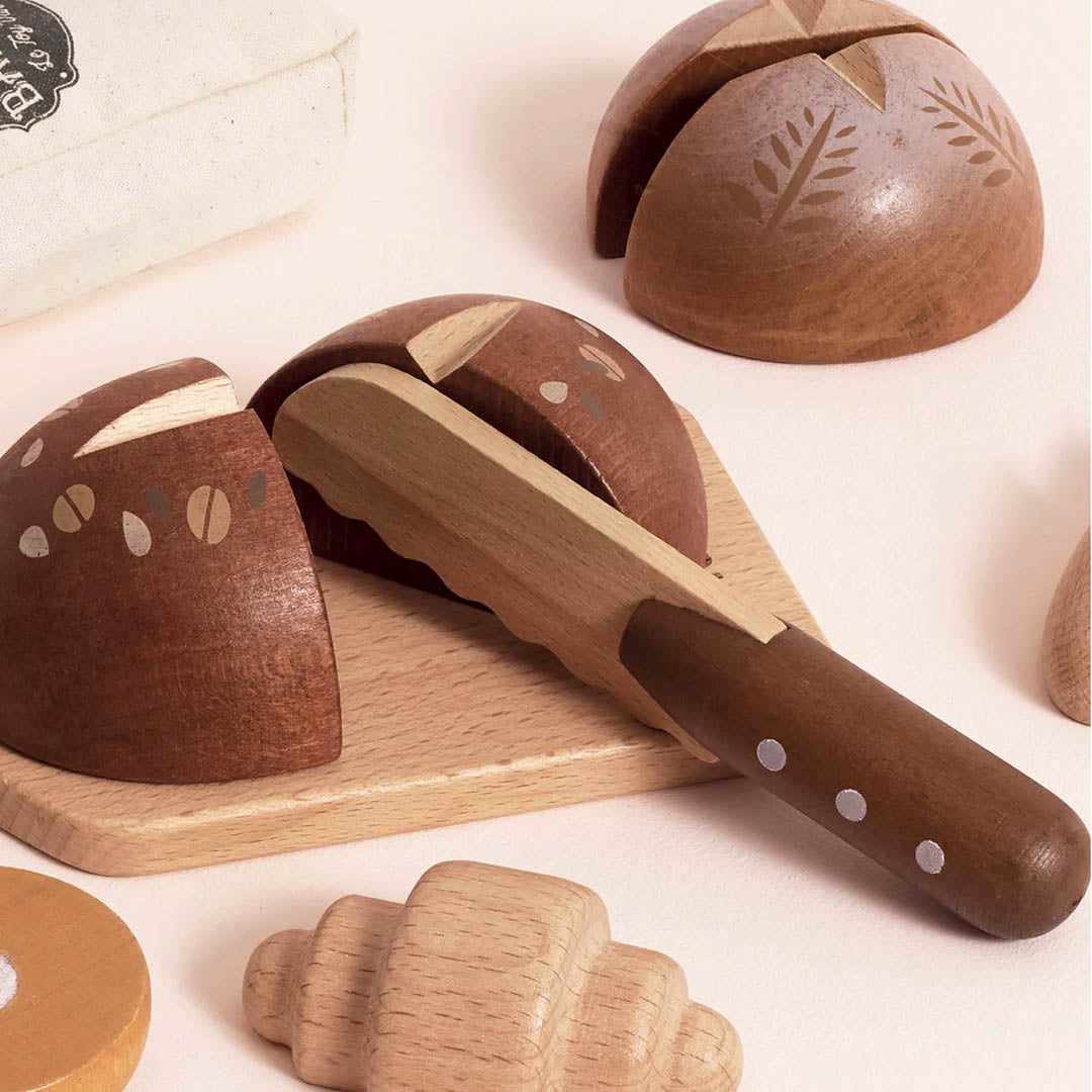 Wooden Artisan Bread and Knife Set