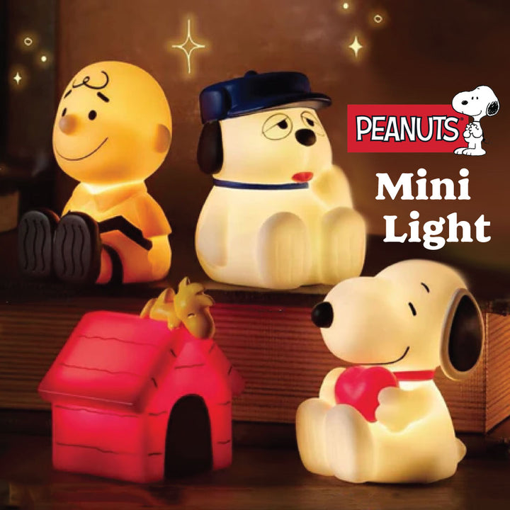 Japanese Blind Capsule- Peanuts Snoopy Miniature Light