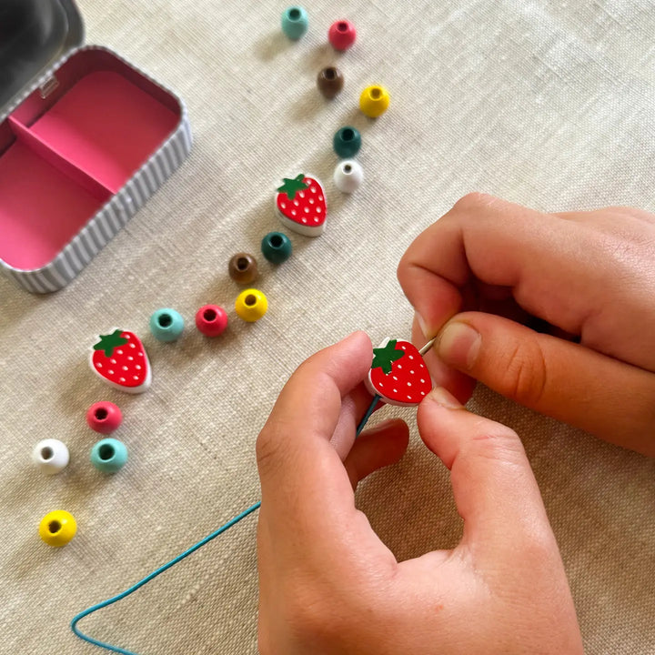 NEW Strawberry Bracelet Tin Gift Kit