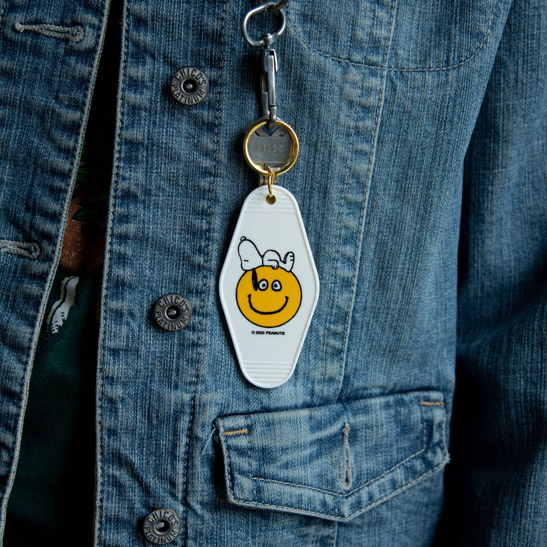 3P4 x Peanuts® - Snoopy Smiley Key Tag