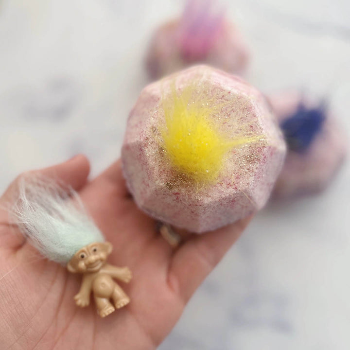 Troll Gem Bath Bomb (Toy Inside!)