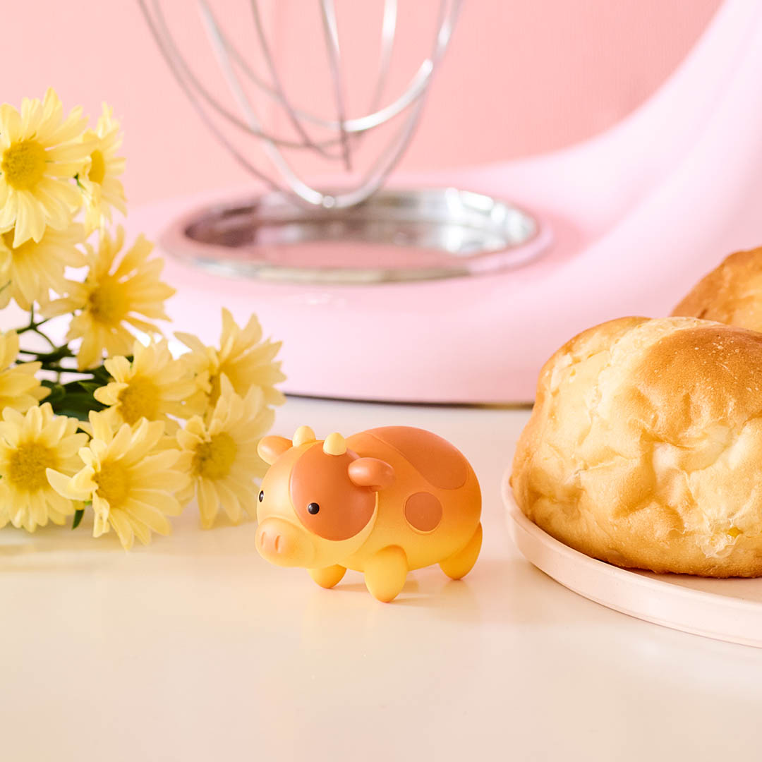 Japanese Blind Box: Animal Bakery Mini Figure 3