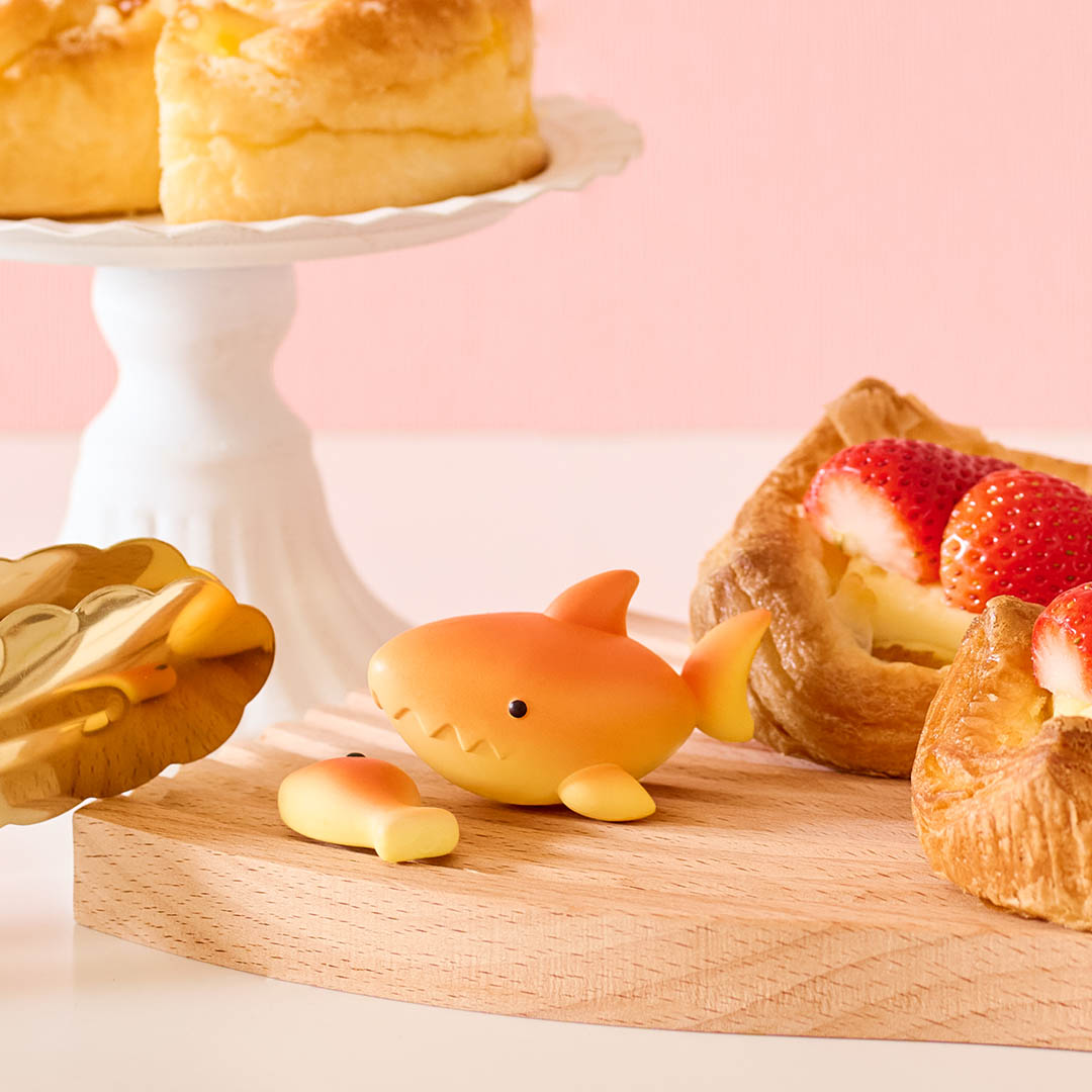 Japanese Blind Box: Animal Bakery Mini Figure 3