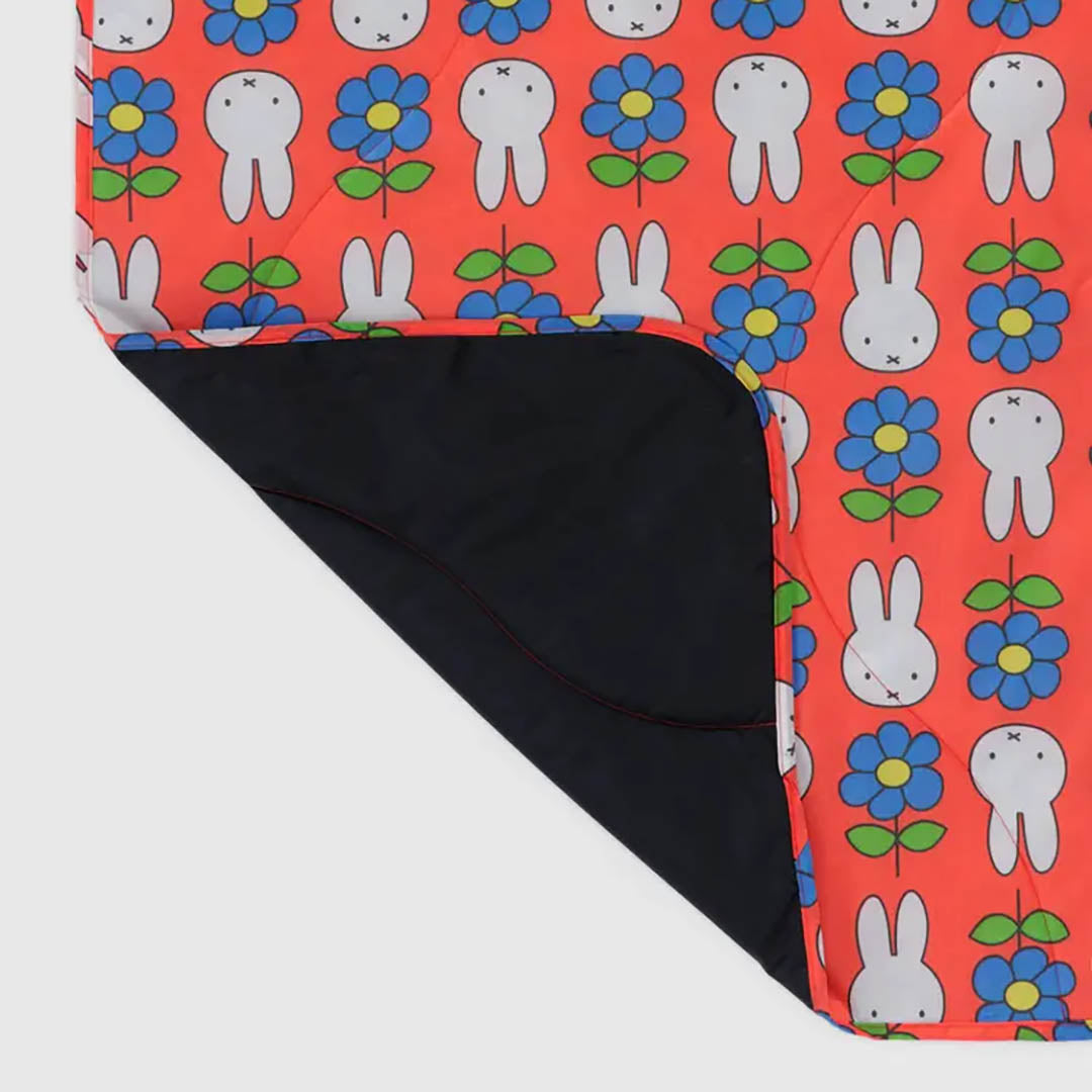 NEW Miffy x Baggu Flower Puffy Picnic Blanket