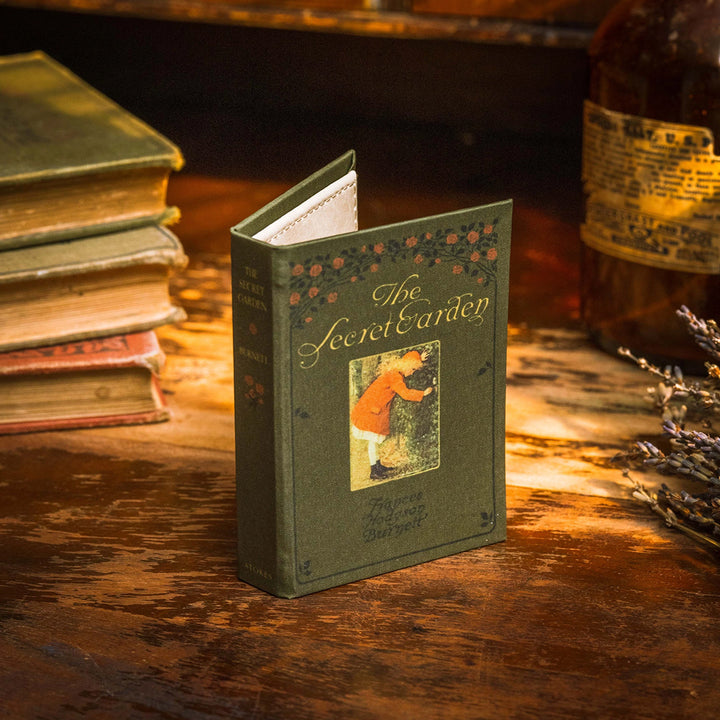 Book Wallet - The Secret Garden by Frances Hodgson Burnett 1911