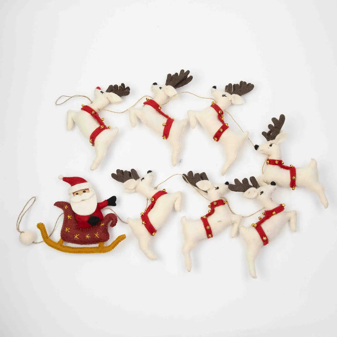 Garland - Santa Sleigh and 7 Reindeer