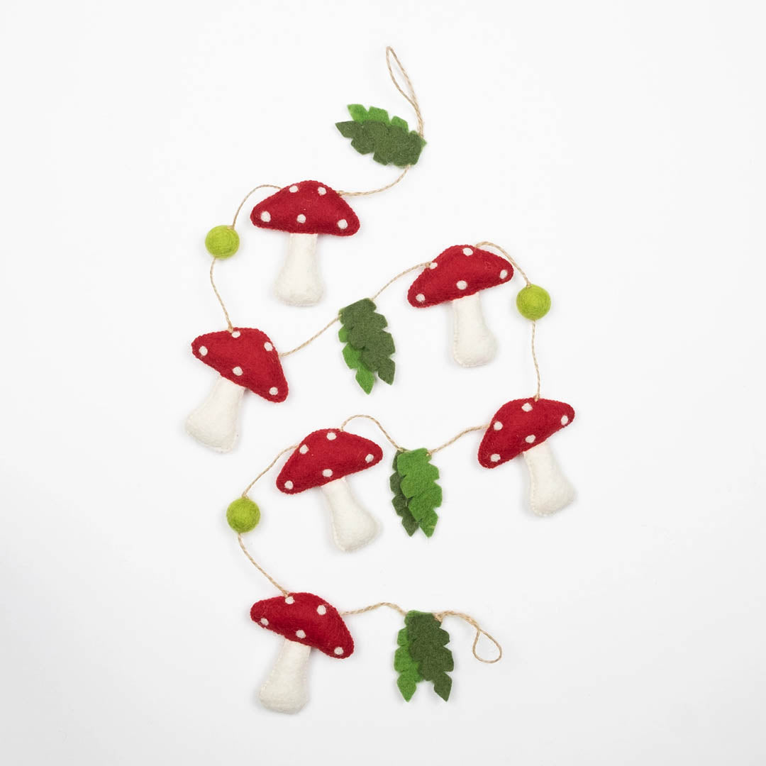 Garland - Felt Red Spotted Mushroom