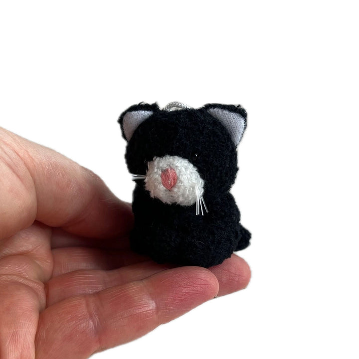 Dollhouse Miniatures: Stuffed Kitty Cat - Black/White