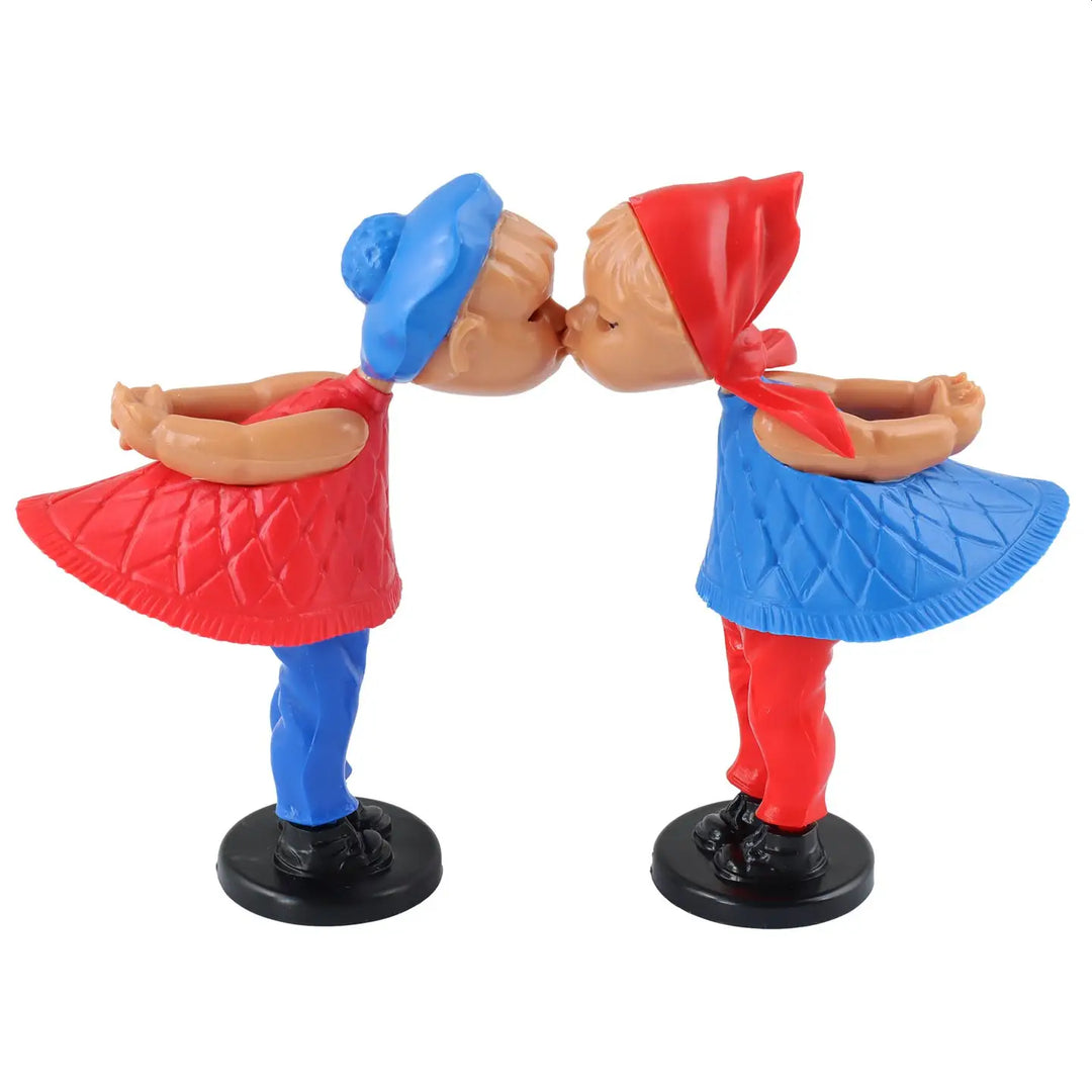 Retro Classic Magnetic Kissing Dolls Kissing Pair