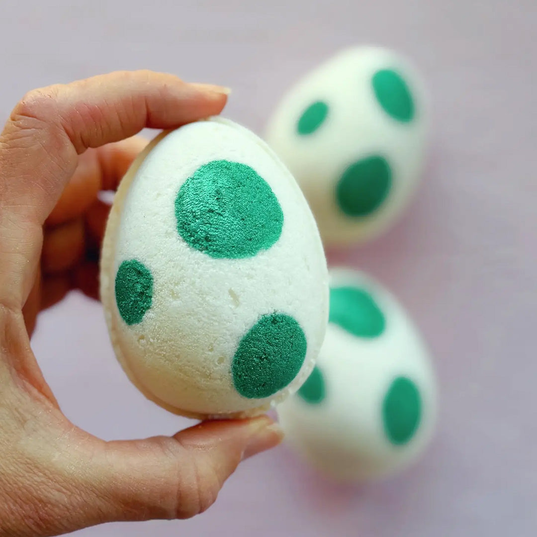 Yoshi Egg Bath Bomb (Toy Inside!)