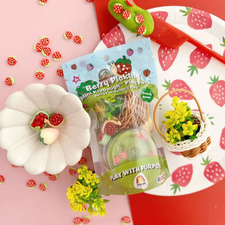 Berry Picking Mini Play Pack