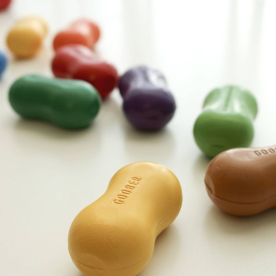 Goober Peanut Crayon Box Set