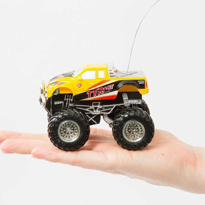 German Remote Controlled Mini Off-Road Truck