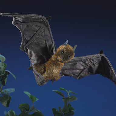 Heirloom Puppets: Bat