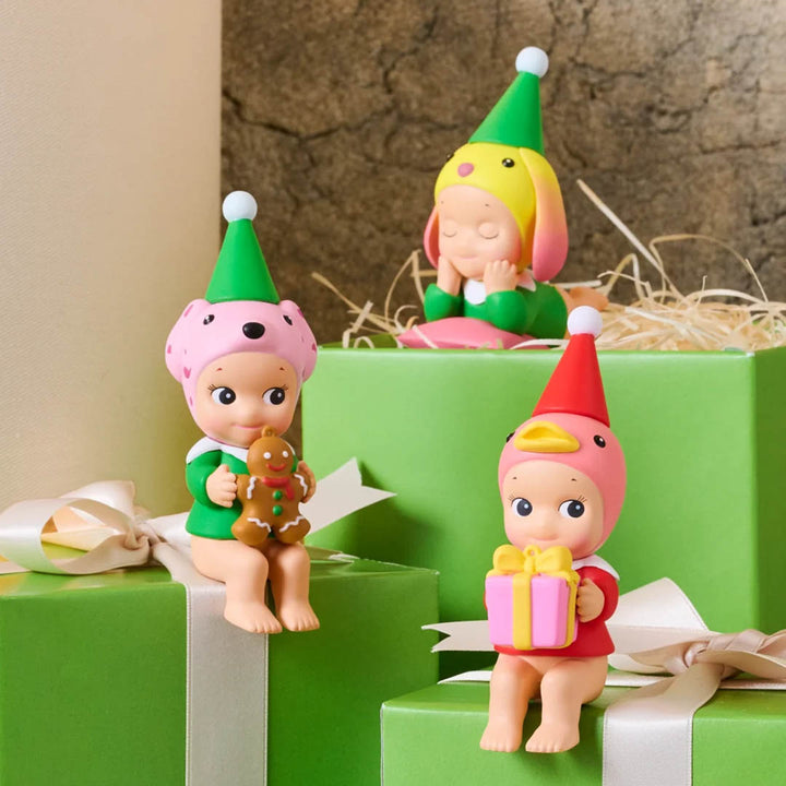 LIMIT 4 Sonny Angel Santa's Little Helper Series