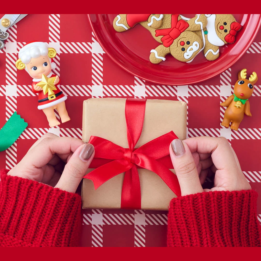 LIMIT 4 Sonny Angel Santa's Little Helper Series