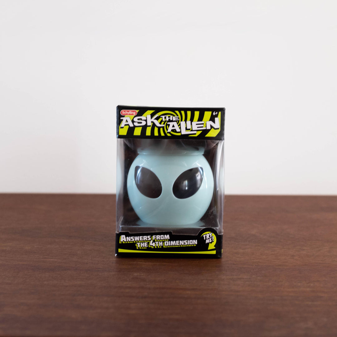 NEW Ask the Alien Toy