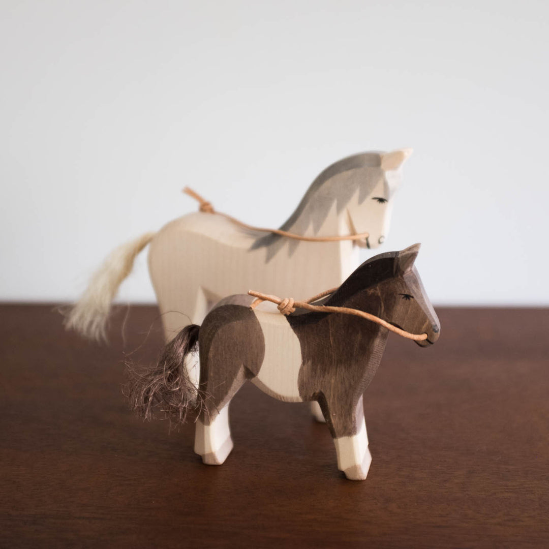 Ostheimer White Horse Toy- HAS NO REINS