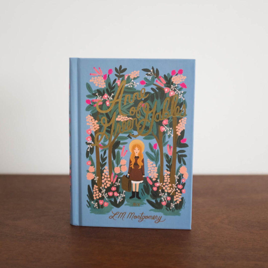 NEW Anne of Green Gables Book