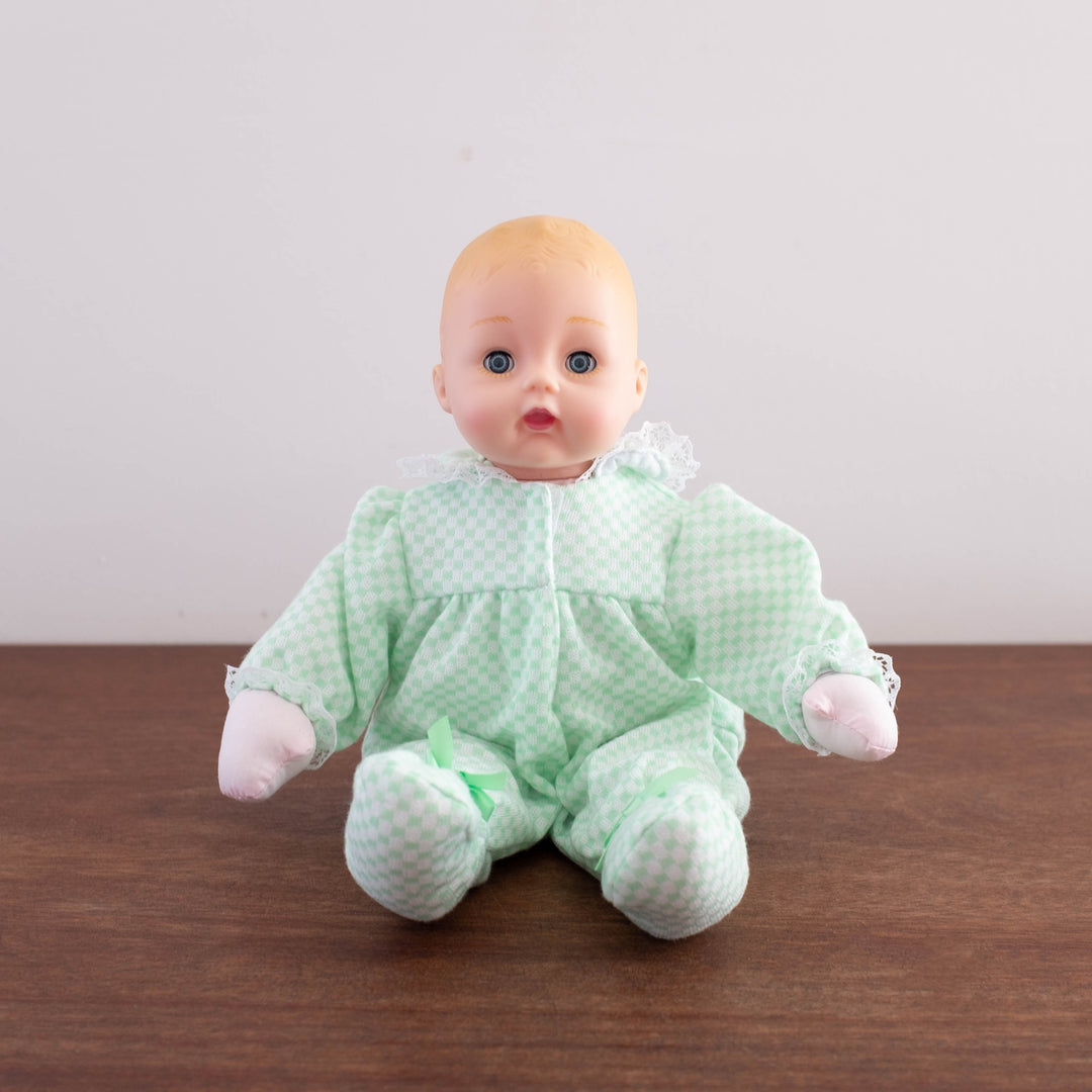 Heirloom Classic Dolls: Mint Check