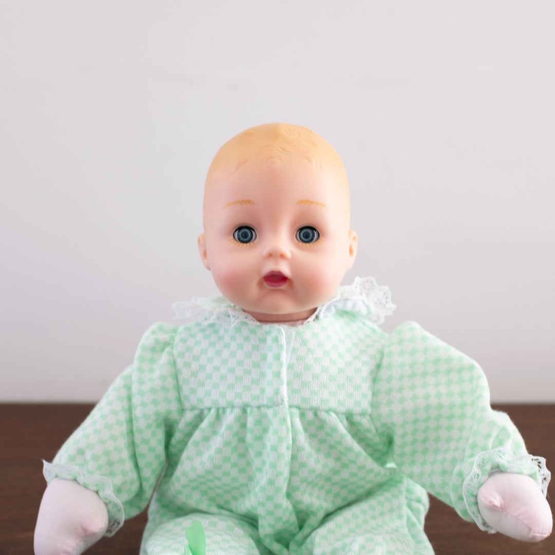 Heirloom Classic Dolls: Mint Check