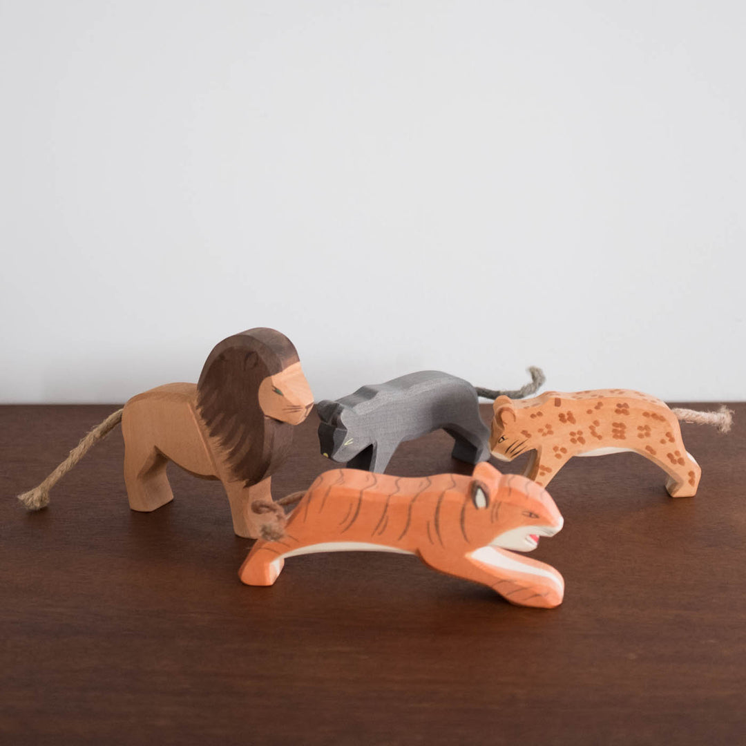 Ostheimer Tiger Toy- Jumping