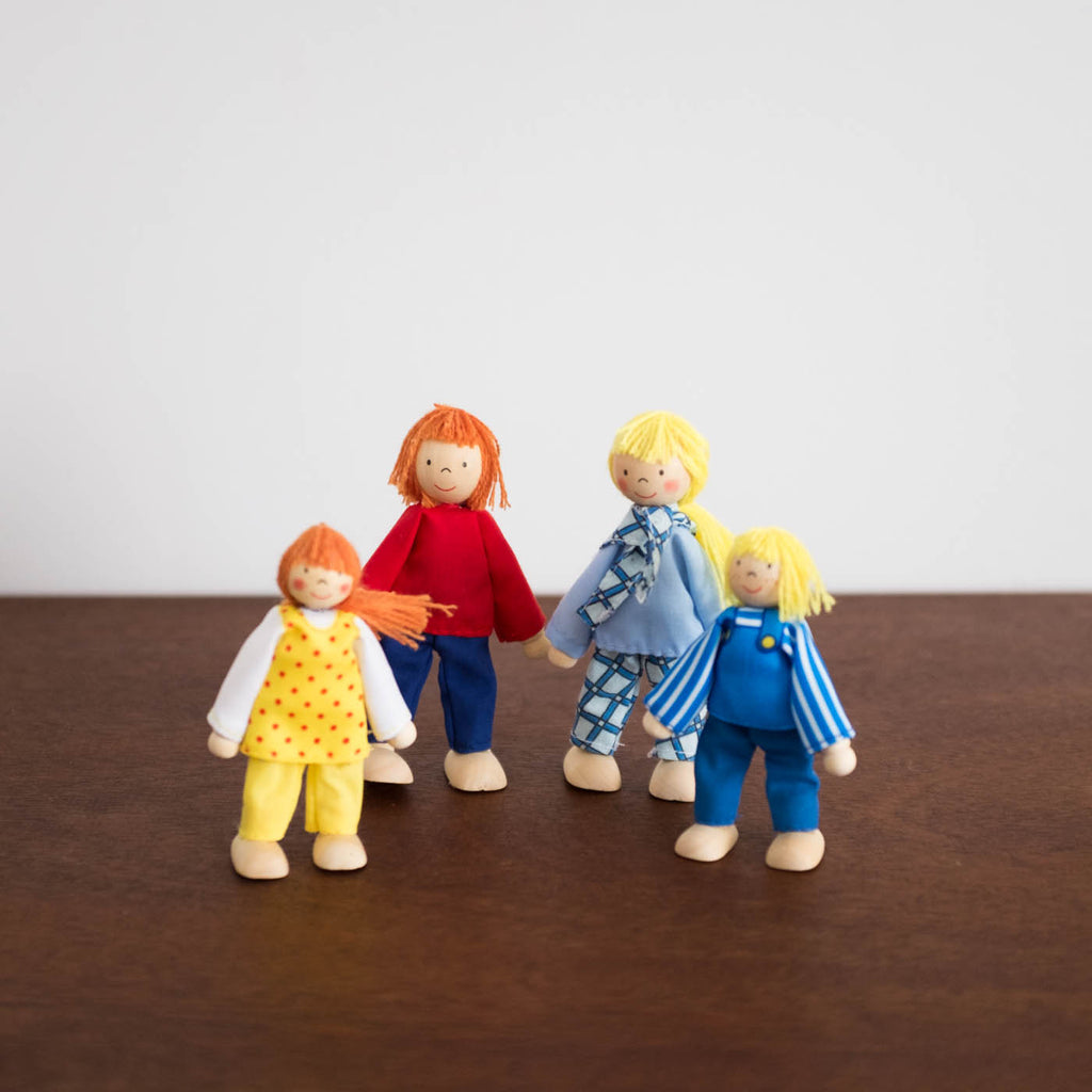 Wooden Doll House Family Doll Set