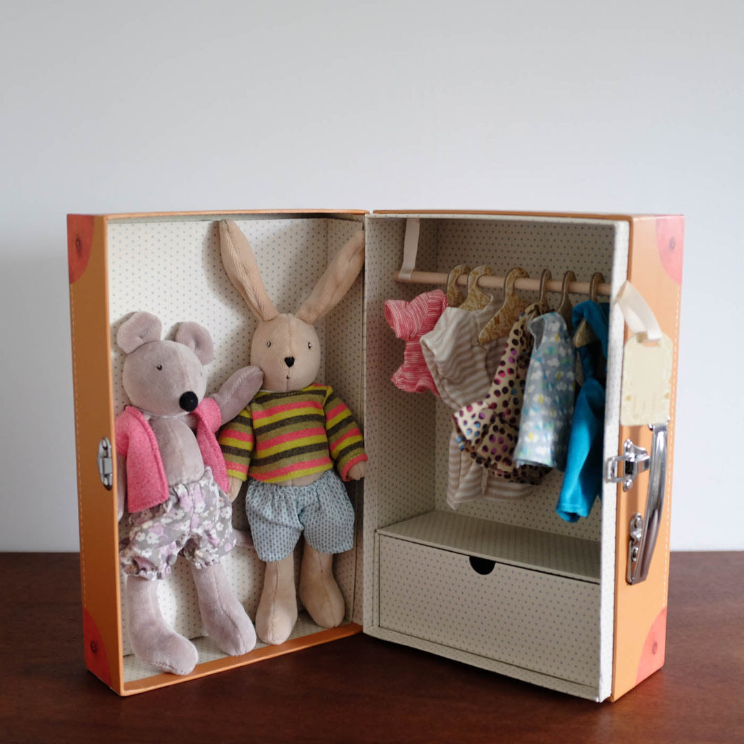 NEW My Little Armoire- La Grande Famille Suitcase Set