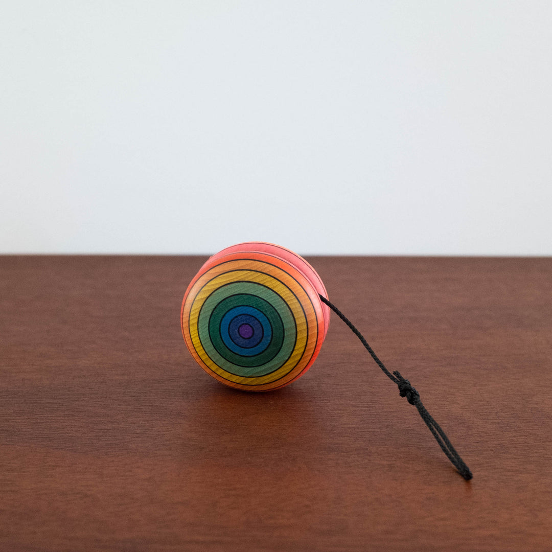 NEW Wooden Rainbow Yo-Yo