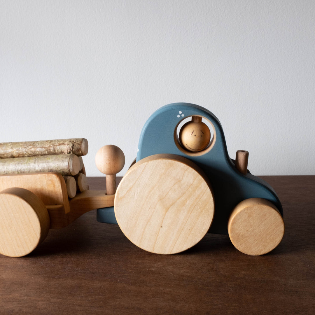 Wooden Truck with Logs Set