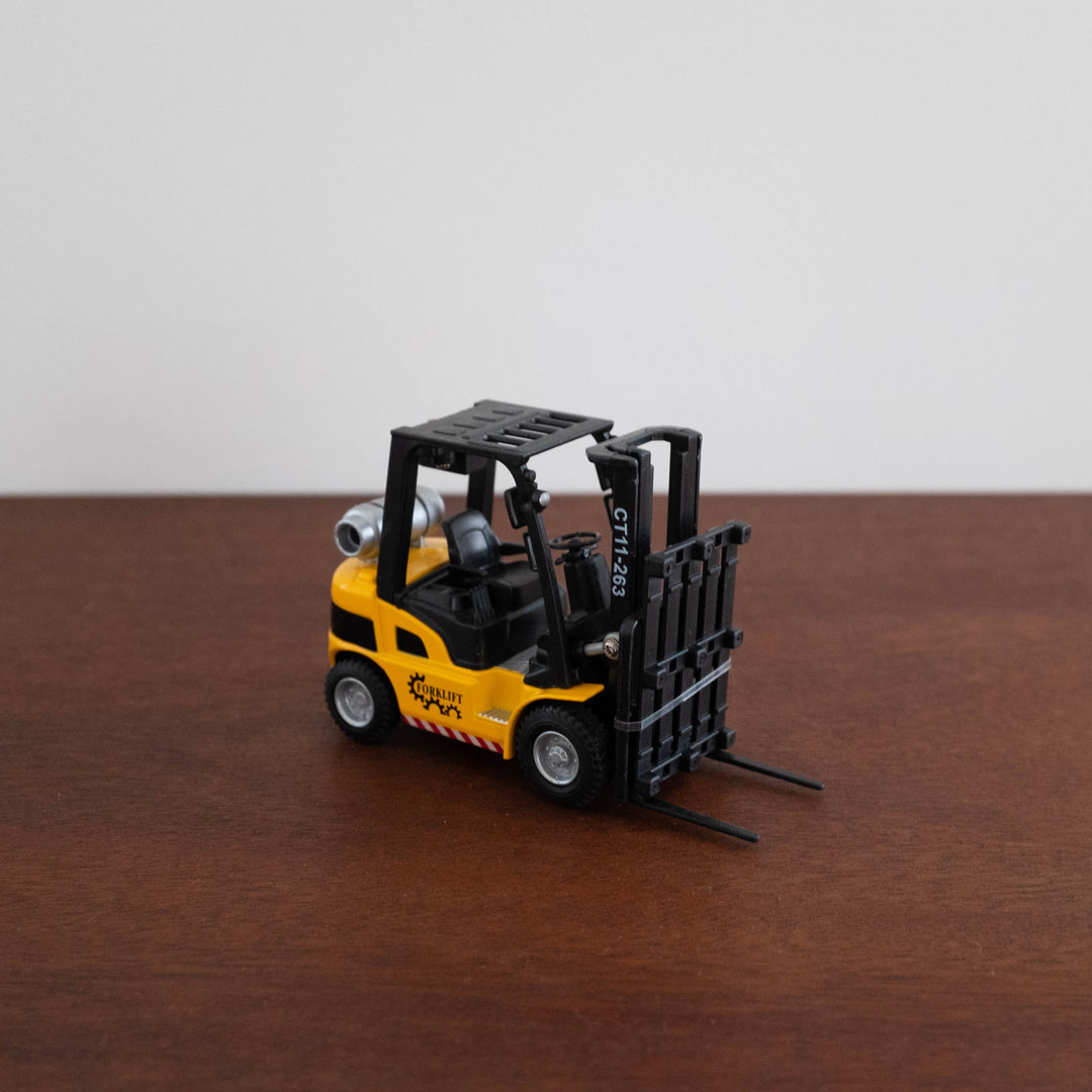 NEW Die Cast Metal Cars: Yellow Forklift