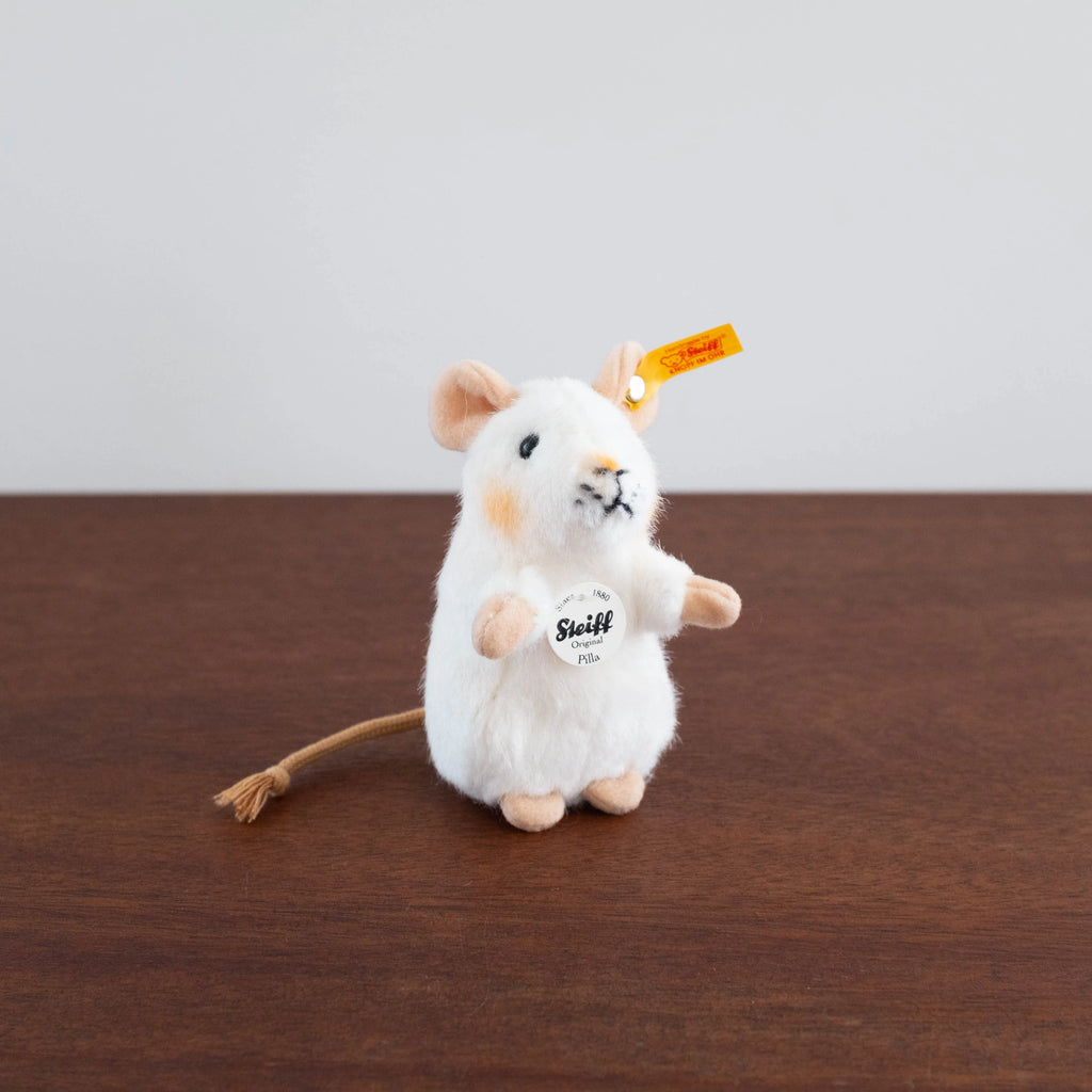 Steiff Pilla Mouse- White