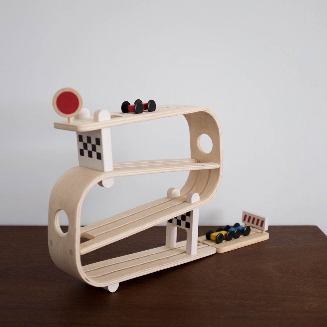 Wooden Ramp Racer