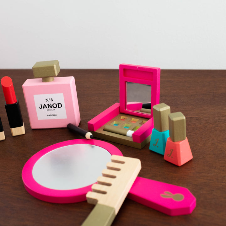 NEW Little Miss Vanity Makeup Set