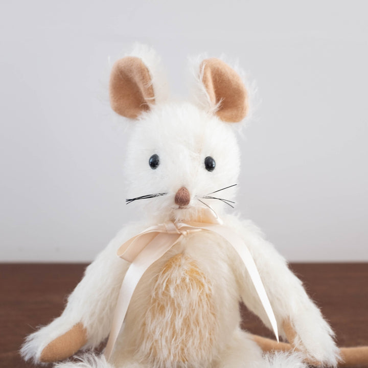 NEW Limited Classic Mabel the Mouse Doll