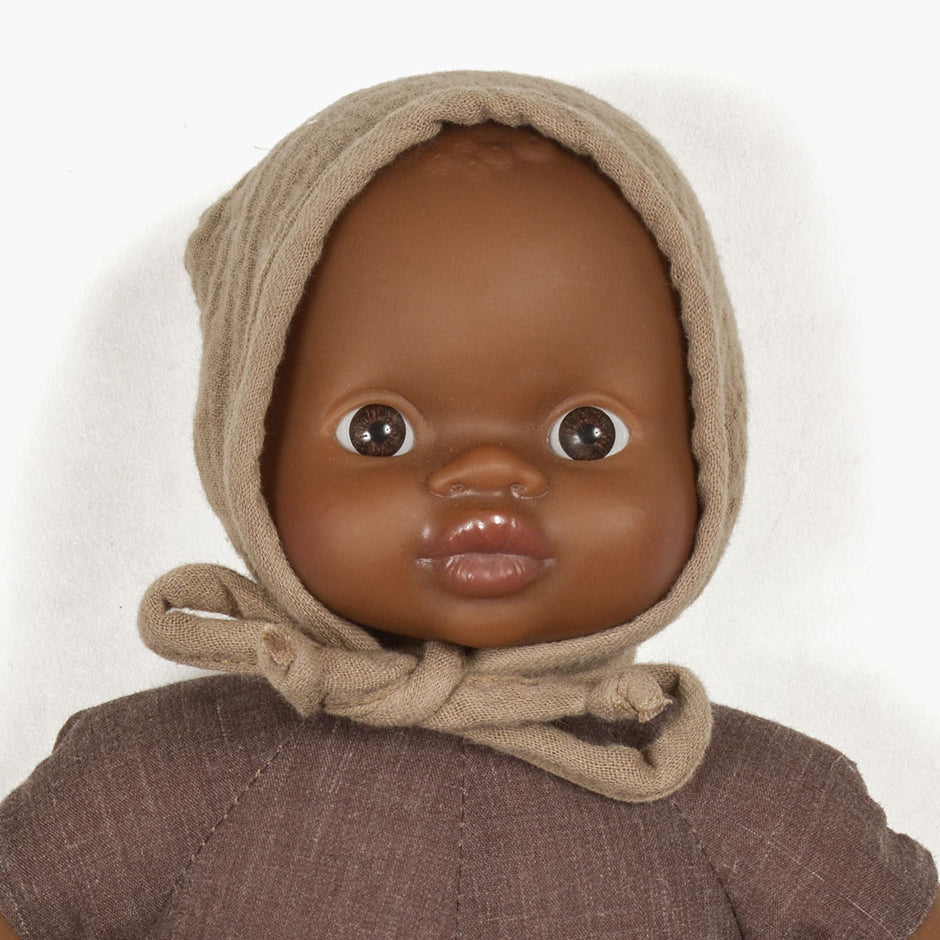 French Baby Doll Outfit: Beige Bonnet