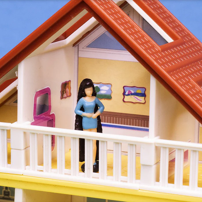 The World's Smallest Collectible: Malibu Barbie Dreamhouse